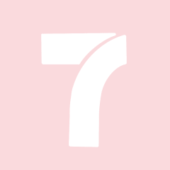 7-11 light pink app icon